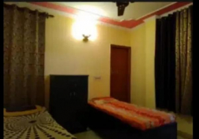 Gutloo backpackers